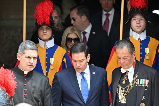 May 7, 2026, Rome, Rome, Italy: Marco Antonio Rubio, Secretary of State of the United States of America, departs from the San Damaso Courtyard after meeting with the Pope and the Swiss Guards, Vatican City, May 7, 2026 Rome Italy  - ZUMAa289 20260507_zia_a289_197 Copyright: xMariaxLauraxAntonellix xAgfx