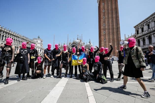 May 7, 2026, Venice, Rome, Italy: May 7, 2026, Venice. 61st International Art Exhibition of the Venice Biennale, titled In Minor Keys and curated by Koyo Kouoh. Giardini della Biennale - Protest by the Pussy Riot collective in Piazza San Marco against the reopening of the Russian Pavilion at the 2026 Venice Art Biennale, led by Pussy Riot and Nadya Tolokonnikova. Venice Italy  - ZUMAa289 20260507_zia_a289_246 Copyright: xMircoxToniolox xAgfx