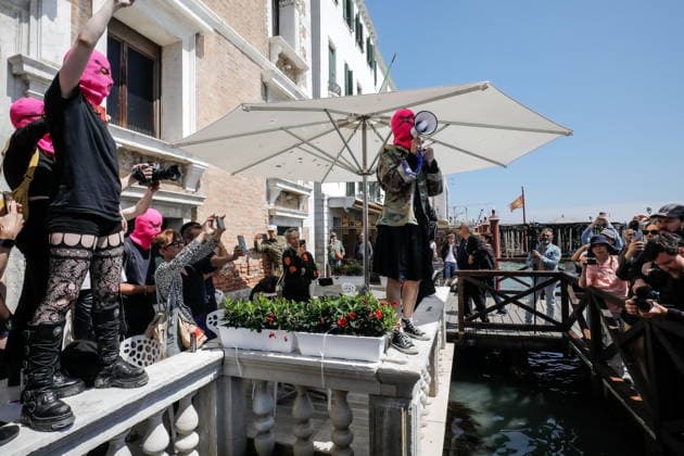 May 7, 2026, Venice, Rome, Italy: May 7, 2026, Venice. 61st International Art Exhibition of the Venice Biennale, titled In Minor Keys, curated by Koyo Kouoh. The Giardini della Biennale - Protest by the Pussy Riot collective in front of the Venice Biennale headquarters against the reopening of the Russian Pavilion at the 2026 Venice Art Biennale, led by Pussy Riot s Nadya Tolokonnikova. Venice Italy  - ZUMAa289 20260507_zia_a289_223 Copyright: xMircoxToniolox xAgfx