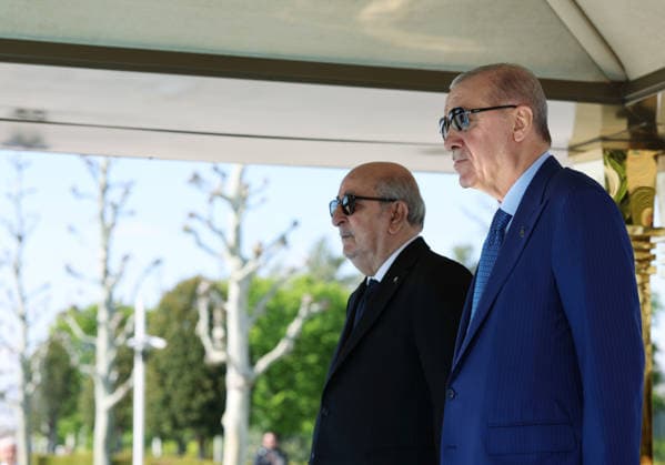 Turkish President Erdogan welcomes Algerian President Tebboune in Ankara ANKARA, TURKIYE - MAY 07: (----EDITORIAL USE ONLY - MANDATORY CREDIT - TURKISH PRESIDENCY MURAT CETINMUHURDAR HANDOUT - NO MARKETING NO ADVERTISING CAMPAIGNS - DISTRIBUTED AS A SERVICE TO CLIENTS----) Turkish President Recep Tayyip Erdogan (R) welcomes Algerian President Abdelmadjid Tebboune (L) with an official ceremony at the Presidential Complex in Ankara, Turkiye on May 07, 2026. TUR Presidency Murat Cetinmuhurdar Handout Anadolu Ankara Turkey. Editorial use only. Please get in touch for any other usage.  Copyright: x2026xAnadoluxTURxPresidency MuratxCetinmuhurdarx xHandoutx