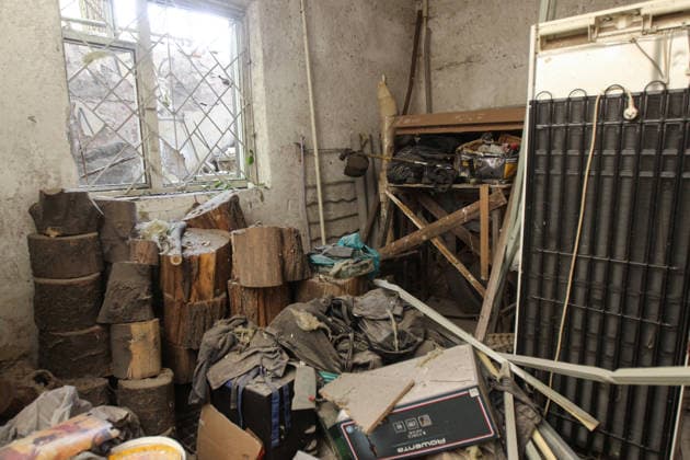 A room in an apartment block shows damage caused by a Russian drone attack in Dnipro, Ukraine, on 7 May 2026. A 21-year-old pregnant woman and a 45-year-old man were injured as a result of the overnight attack. They received medical assistance at the scene. (Photo by Mykola Miakshykov Ukrinform) Overnight Russian drone attack on Dnipro  Copyright: xMykolaxMiakshykovx