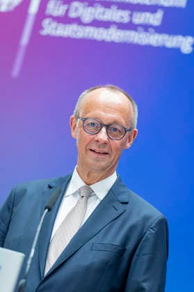 Friedrich Merz EUR, Germany, Berlin, 07 05 2026 Greeting by Federal Chancellor Friedrich Merz CDU at the festive event of the Federal Ministry for Digital and State Modernization on the occasion of its first anniversary In the presence of Karsten Wildberger CDU , Federal Minister for Digital and State Modernization Joint visit of the exhibitors