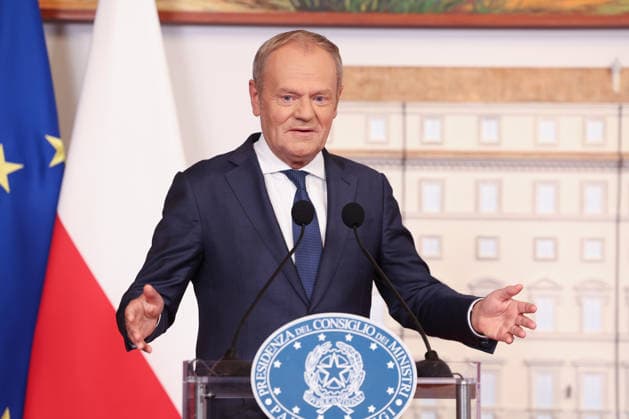 Rome, 7 May 2026: Communications from the two presidents at the end of the summit. Prime Minister Giorgia Meloni welcomes Polish Prime Minister Donald Tusk to Palazzo Chigi for an institutional meeting dedicated to the main European issues and cooperation between Italy and Poland.  Copyright: xmarcoxiacobuccix xipa-agency.netx xmarcoxiacobuccix IPA_Agency_IPA74492329