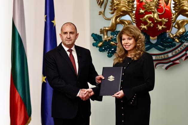BULGARIA, SOFIA - MAY 7, 2026: Bulgarian President Iliana Iotova (R) gives a mandate to Rumen Radev, leader of Bulgaria s political coalition Progressive Bulgaria and former Bulgarian president, to form a new government. Igor Lenkin TASS  92148964