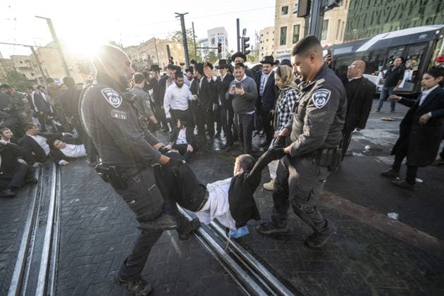 Ultra-Orthodox Jews protest mandatory military service in Jerusalem JERUSALEM - MAY 7: Israeli police use water cannons to disperse Ultra-Orthodox Jewish (Haredi) protesters blocking roads by lying on the ground during a demonstration against the arrest of several yeshiva students over mandatory military service in West Jerusalem on May 7, 2026. Mostafa Alkharouf Anadolu Jerusalem Israel. Editorial use only. Please get in touch for any other usage.  Copyright: x2026xAnadoluxMostafaxAlkharoufx
