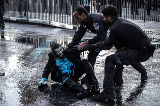 Ultra-Orthodox Jews protest mandatory military service in Jerusalem JERUSALEM - MAY 7: Israeli police use water cannons to disperse Ultra-Orthodox Jewish (Haredi) protesters blocking roads by lying on the ground during a demonstration against the arrest of several yeshiva students over mandatory military service in West Jerusalem on May 7, 2026. Mostafa Alkharouf Anadolu Jerusalem Israel. Editorial use only. Please get in touch for any other usage.  Copyright: x2026xAnadoluxMostafaxAlkharoufx