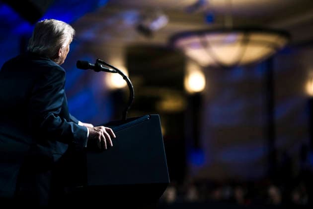 May 7, 2026, West Palm Beach, Fl, United States of America: U.S. President Donald Trump, delivers remarks to the Forum Club of the Palm Beaches dinner event at the Raymond F. Kravis Center for the Performing Arts, May 1, 2026 in West Palm Beach, Florida. West Palm Beach United States of America - ZUMAp138 20260507_zaa_p138_016 Copyright: xDanielxTorok WhitexHousex