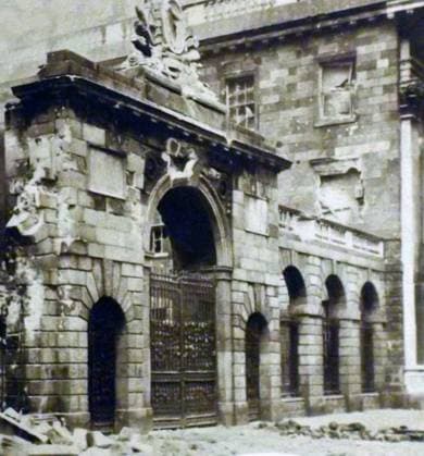 RECORD DATE NOT STATED Destruction at the Four Courts, during The Easter Rising Destruction at the the Four Courts, during The Easter Rising also known as the Easter Rebellion, was an armed insurrection staged in Ireland during Easter Week, 1916. The Rising was mounted by Irish republicans with the aims of ending British rule in Ireland and establishing an independent Irish Republic. Early on Monday morning, 24 April 1916, roughly 1,200 Volunteers and Citizen Army members took over strongpoints in Dublin city centre. Editorial use only. All other uses to be cleared with the copyright owner (World History Archive), in advance., WHA_037_0504.jpg, Destruction; Four Courts; Easter Rising; Easter Rebellion; Ireland; armed insurrection; Irish rep Copyright: xx