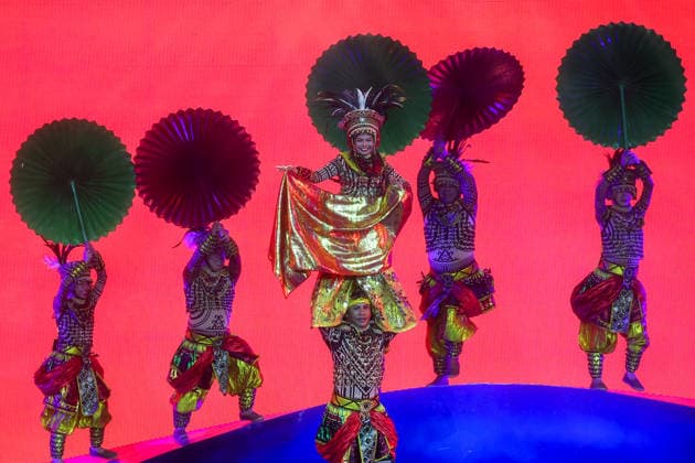 Southeast Asian leaders gather at Opening Ceremony of ASEAN Summit and Related Meetings 2026 CEBU, PHILIPPINES - MAY 8: Dancers perform Philippine-originated traditional dance during the official opening ceremony of the 48th ASEAN Summit and Related Meetings, in Cebu, Philippines, on May 8, 2026. Top leaders of ASEAN member states from across Southeast Asia gather to discuss key international and regional issues, including conflict in the Middle East, trade and economic development, fuel and energy crisis, and South China Sea territorial disputes. The summit comes just a few days ahead of a meeting between United States President Donald Trump and Chinese President Xi Jinping, which will take place in mid-May. Daniel Ceng Anadolu Cebu Phil  Copyright: x2026xAnadoluxDanielxCengx