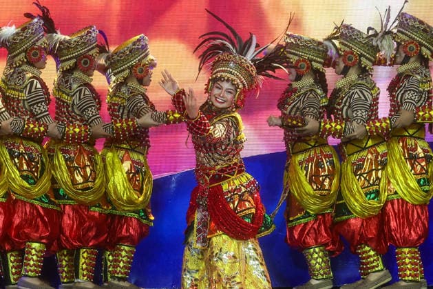 Southeast Asian leaders gather at Opening Ceremony of ASEAN Summit and Related Meetings 2026 CEBU, PHILIPPINES - MAY 8: Dancers perform Philippine-originated traditional dance during the official opening ceremony of the 48th ASEAN Summit and Related Meetings, in Cebu, Philippines, on May 8, 2026. Top leaders of ASEAN member states from across Southeast Asia gather to discuss key international and regional issues, including conflict in the Middle East, trade and economic development, fuel and energy crisis, and South China Sea territorial disputes. The summit comes just a few days ahead of a meeting between United States President Donald Trump and Chinese President Xi Jinping, which will take place in mid-May. Daniel Ceng Anadolu Cebu Phil  Copyright: x2026xAnadoluxDanielxCengx