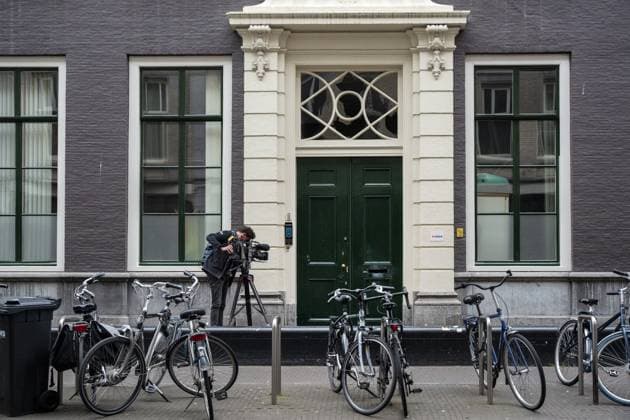 THE HAGUE - An explosion occurred at the D66 party headquarters. The building on Lange Houtstraat in The Hague city center was damaged as a result. LINA SELG ANP netherlands out - belgium out  Copyright: xx x557756683x originalFilename: 557756683.jpg