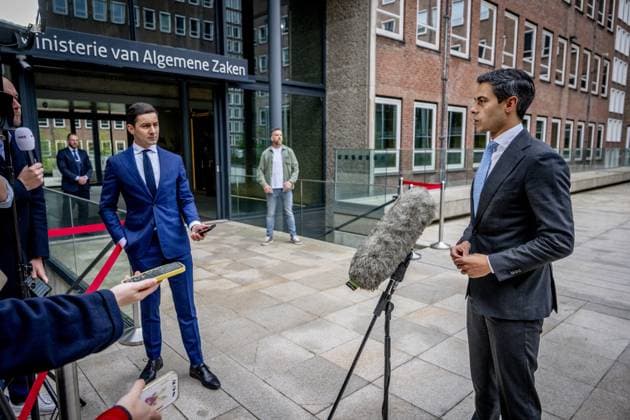 THE HAGUE - Prime Minister Rob Jetten speaks to the press ahead of the first weekly cabinet meeting after the May recess at the Ministry of General Affairs. ROBIN UTRECHT ANP netherlands out - belgium out  Copyright: xx x557758240x originalFilename: 557758240.jpg