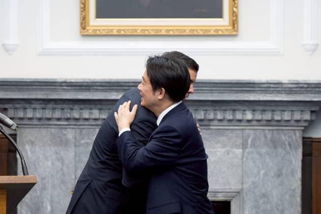 Santiago Pena - Lai Ching-te meeting in Taipei TAIPEI, TAIWAN - MAY 8: (----EDITORIAL USE ONLY - MANDATORY CREDIT - TAIWAN PRESIDENTIAL OFFICE HANDOUT - NO MARKETING NO ADVERTISING CAMPAIGNS - DISTRIBUTED AS A SERVICE TO CLIENTS----) Paraguay President Santiago Pena (L) greets Taiwan President Lai Ching-te, during his visit to the island, at the presidential office in Taipei, Taiwan, on May 8, 2026. Taiwan Presidential Office Anadolu Taipei Taiwan. Editorial use only. Please get in touch for any other usage.  Copyright: x2026xAnadoluxTaiwanxPresidentialxOfficex