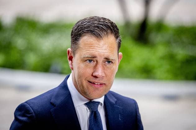 THE HAGUE - Eelco Heinen, Minister of Finance, speaks to the press ahead of the first weekly cabinet meeting after the May recess at the Ministry of General Affairs. ROBIN UTRECHT ANP netherlands out - belgium out  Copyright: xx x557759743x originalFilename: 557759743.jpg