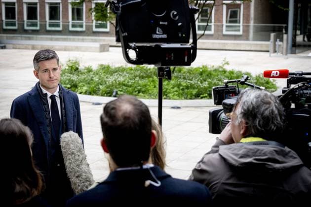 THE HAGUE - Tom Berendsen, Minister of Foreign Affairs, speaks to the press ahead of the first weekly cabinet meeting after the May recess at the Ministry of General Affairs. ROBIN UTRECHT ANP netherlands out - belgium out  Copyright: xx x557760629x originalFilename: 557760629.jpg