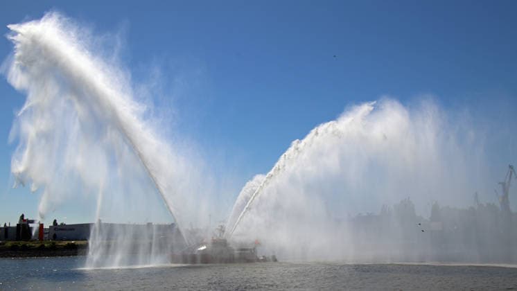 837 Port Birthday in Hamburg The fireboat Branddirektor Westphal leads the traditional entry parade