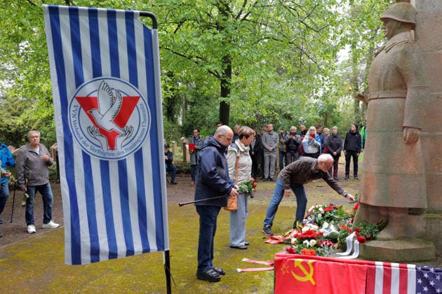 Commemoration Liberation 08 05 2026 Chemnitz, Cemetery of Honor, Commemoration On the 81st anniversary of the liberation from National Socialism and the end of the Second World War, the Association of Persecutees of the Nazi Regime Chemnitz invites you to commemorate at the So
