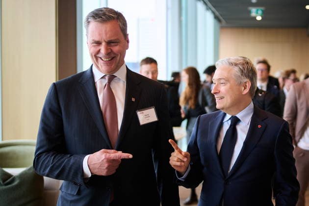 May 8, 2026, Toronto, On, Canada: CIBC president and CEO Harry Culham, left, and Minister of Finance and National Revenue Franvßois-Philippe Champagne arrive to a CIBC roundtable with the German-Canadian Chamber of Industry and Commerce in Toronto, on Friday, May 8, 2026. Toronto Canada  - ZUMAc35_ 20260508_zaf_c35_102 Copyright: xSammyxKoganx