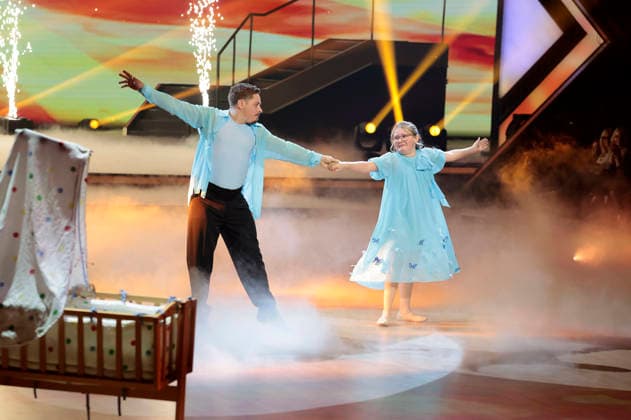 Gustav Schäfer with daughter Lotti in the ninth live show of the 19th season of the RTL dance show Let s Dance at the MMC Coloneum Cologne, 08 05 2026 Foto:xR.xSchmiegeltx xFuturexImagex dance0805_5518