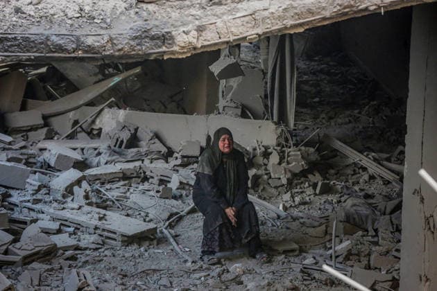 Destruction in Al-Shati Camp following Israeli airstrike in Gaza GAZA CITY, GAZA, PALESTINE - MAY 09: Palestinians inspect the extensive damage at buildings following an Israeli air strike on the Al-Shati Camp violating the current ceasefire agreement in western Gaza City, Gaza, Palestine on May 09, 2026. Palestinian families returned to the site of the blast to search through the rubble for their belongings and assess the scale of the destruction. Saeed M. M. T. Jaras Anadolu Gaza City Gaza. Editorial use only. Please get in touch for any other usage.  Copyright: x2026xAnadoluxSaeedxM.xM.xT.xJarasx