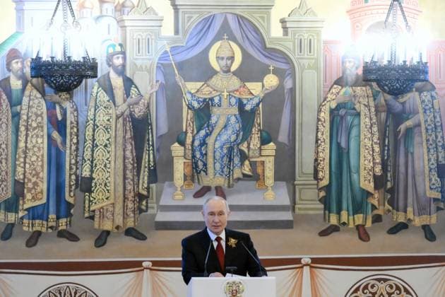 Russia WWII Victory Day Foreign Delegations Reception 9160608 09.05.2026 Russian President Vladimir Putin addresses heads of foreign delegations during a reception, held on Victory Day marking the 81st anniversary of the victory over Nazi Germany in World War Two, at the Kremlin in Moscow, Russia. Grigory Sysoev Sputnik Moscow Russia  Copyright: xGrigoryxSysoevx