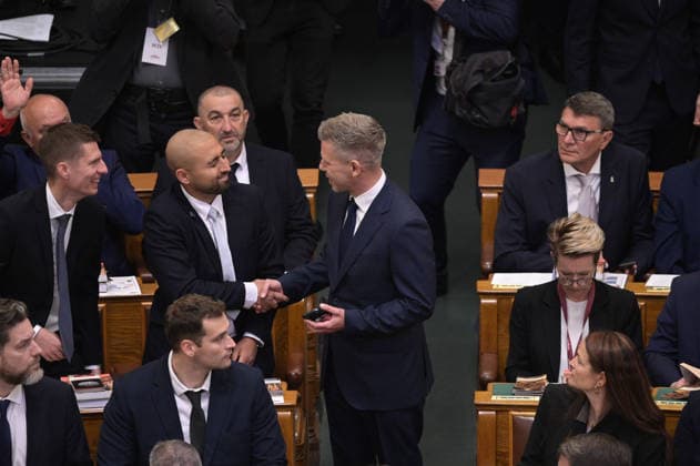 Lawmakers attend the inaugural session of the Hungarian Parliament BUDAPEST, HUNGARY - MAY 9: Peter Magyar arrives to the parliament as lawmakers get ready to attend the inaugural session of the Hungarian Parliament, where Peter Magyar is set to be elected as the country’s new prime minister, in Budapest, Hungary on 9 May 2026. Magyar Peter’s center-right Tisza party secured a decisive victory in the April 12 elections, winning 141 of the 199 parliamentary seats. Robert Nemeti Anadolu Budapest Hungary. Editorial use only. Please get in touch for any other usage.  Copyright: x2026xAnadoluxRobertxNemetix
