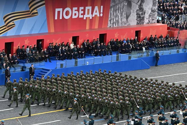 Russia WWII Victory Day Parade 9160680 09.05.2026 Russian servicemen march in columns during a military parade on Victory Day, marking the 81st anniversary of the victory over Nazi Germany in World War Two, in Red Square, in Moscow, Russia. Kristina Solovyova Sputnik Moscow Russia  Copyright: xKristinaxSolovyovax