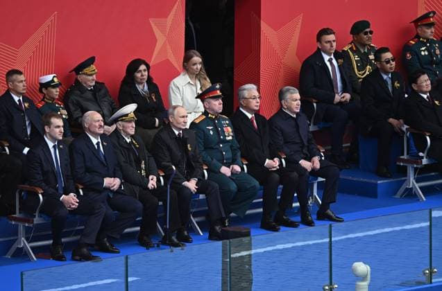 Russia WWII Victory Day Parade 9160701 09.05.2026 Belarusian President Alexander Lukashenko and his son Nikolai, World War II veteran Svet Turunov, Russian President Vladimir Putin, participant in Russia s special military operation in Ukraine, Hero of Russia Leonid Ryzhov, Kazakh President Kassym-Jomart Tokayev, Uzbek President Shavkat Mirziyoyev and Lao President Thongloun Sisoulith attend a military parade on Victory Day, marking the 81st anniversary of the victory over Nazi Germany in World War Two, in Red Square, in Moscow, Russia. Kristina Solovyova Sputnik Moscow Russia Copyright: xKristinaxSolovyovax