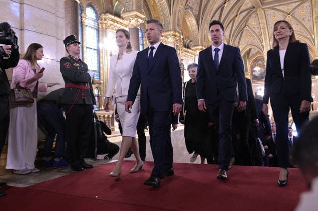 Lawmakers attend the inaugural session of the Hungarian Parliament BUDAPEST, HUNGARY - MAY 9: Peter Magyar and his party members arrive to the parliament as lawmakers get ready to attend the inaugural session of the Hungarian Parliament, where Peter Magyar is set to be elected as the country s new prime minister, in Budapest, Hungary on 9 May 2026. Magyar Peter s center-right Tisza party secured a decisive victory in the April 12 elections, winning 141 of the 199 parliamentary seats. Robert Nemeti Anadolu Budapest Hungary. Editorial use only. Please get in touch for any other usage.  Copyright: x2026xAnadoluxRobertxNemetix
