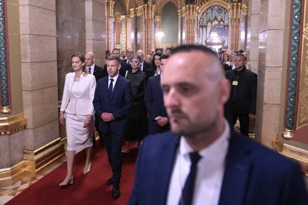 Lawmakers attend the inaugural session of the Hungarian Parliament BUDAPEST, HUNGARY - MAY 9: Peter Magyar and his party members arrive to the parliament as lawmakers get ready to attend the inaugural session of the Hungarian Parliament, where Peter Magyar is set to be elected as the country s new prime minister, in Budapest, Hungary on 9 May 2026. Magyar Peter s center-right Tisza party secured a decisive victory in the April 12 elections, winning 141 of the 199 parliamentary seats. Robert Nemeti Anadolu Budapest Hungary. Editorial use only. Please get in touch for any other usage.  Copyright: x2026xAnadoluxRobertxNemetix