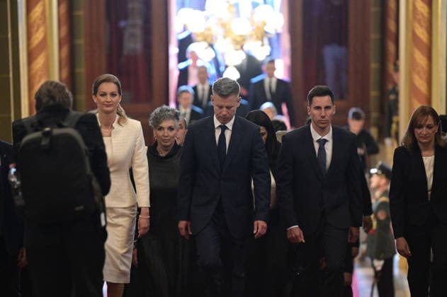 Lawmakers attend the inaugural session of the Hungarian Parliament BUDAPEST, HUNGARY - MAY 9: Peter Magyar and his party members arrive to the parliament as lawmakers get ready to attend the inaugural session of the Hungarian Parliament, where Peter Magyar is set to be elected as the country s new prime minister, in Budapest, Hungary on 9 May 2026. Magyar Peter s center-right Tisza party secured a decisive victory in the April 12 elections, winning 141 of the 199 parliamentary seats. Robert Nemeti Anadolu Budapest Hungary. Editorial use only. Please get in touch for any other usage.  Copyright: x2026xAnadoluxRobertxNemetix