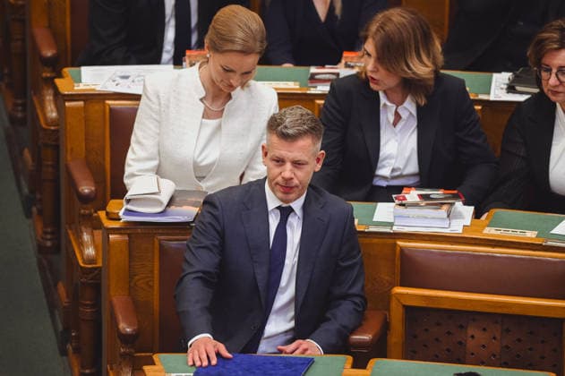 Lawmakers attend the inaugural session of the Hungarian Parliament BUDAPEST, HUNGARY - MAY 9: Peter Magyar, coming Prime Minsiter of Hungary sits inside the parliament as lawmakers attend the inaugural session of the Hungarian Parliament, where Peter Magyar is set to be elected as the country’s new prime minister, in Budapest, Hungary on 9 May 2026. Magyar Peter’s center-right Tisza party secured a decisive victory in the April 12 elections, winning 141 of the 199 parliamentary seats. Robert Nemeti Anadolu Budapest Hungary. Editorial use only. Please get in touch for any other usage.  Copyright: x2026xAnadoluxRobertxNemetix