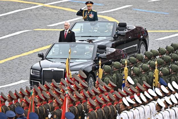 Russia WWII Victory Day Parade 9161015 09.05.2026 Russian Defence Minister Andrei Belousov and Parade commander, Colonel General Andrei Mordvichev take part in a military parade on Victory Day, marking the 81st anniversary of the victory over Nazi Germany in World War Two, in Red Square, in Moscow, Russia. Kristina Solovyova Sputnik Moscow Russia  Copyright: xKristinaxSolovyovax