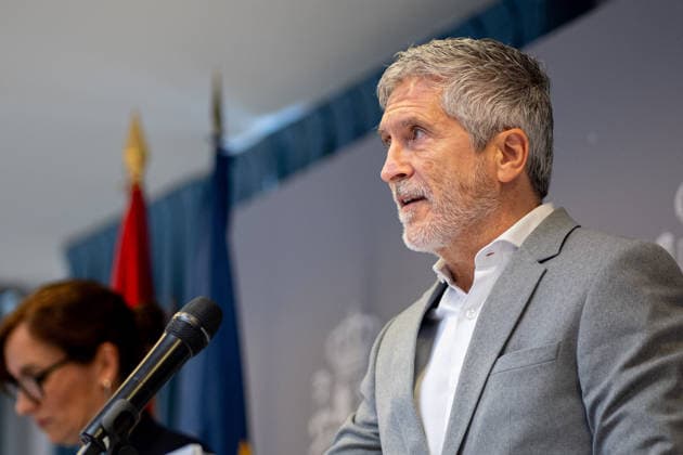 Mónica García and Grande Marlaska update information on hantavirus outbreak Interior Minister Fernando Grande Marlaska during a press conference at the Ministry of Health headquarters on May 9, 2026, in Madrid Spain García and Grande Marlaska appear to report on the ship MV Hondius and the hantavirus outbreak 09 MAY 2026 Madrid Madrid Madrid Spain  Copyright: xGabrielxLuengasx 7510211