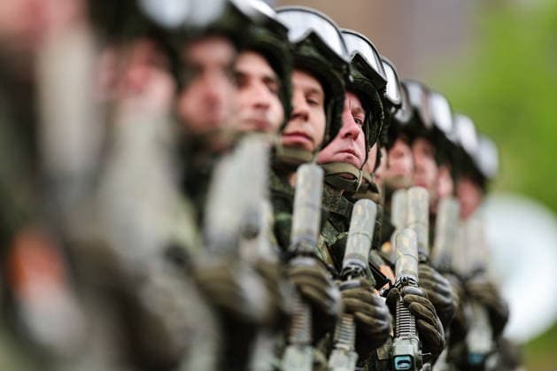 RUSSIA, MOSCOW - MAY 9, 2026: Servicemen march in formation during a military parade in Red Square on Victory Day to mark 81 years since the victory of the Soviet Union over Nazi Germany in the Great Patriotic War, Eastern Front of World War II Moscow Russia  - ZUMAt113 20260509_zaa_t113_551 Copyright: xAlexanderxShcherbakx