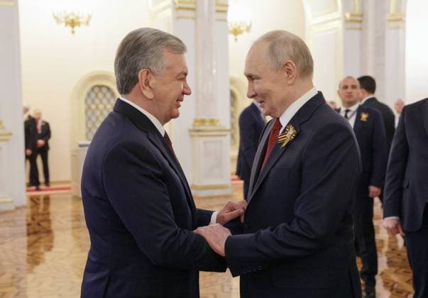 Russia WWII Victory Day Foreign Delegations Reception 9160988 09.05.2026 Uzbek President Shavkat Mirziyoyev and Russian President Vladimir Putin attend a reception for heads of foreign delegations, held on Victory Day marking the 81st anniversary of the victory over Nazi Germany in World War Two, at the Kremlin in Moscow, Russia. Gavriil Grigorov Sputnik Moscow Russia  Copyright: xGavriilxGrigorovx