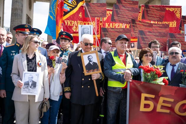Russia, Ambassador, Sergej Netschajew, rally Berlin, 9 May, Victory Day, Russia, Ambassador, Sergej Netschajew, rally, Brandenburg Gate, Straße des 17 Juni Berlin Berlin GER