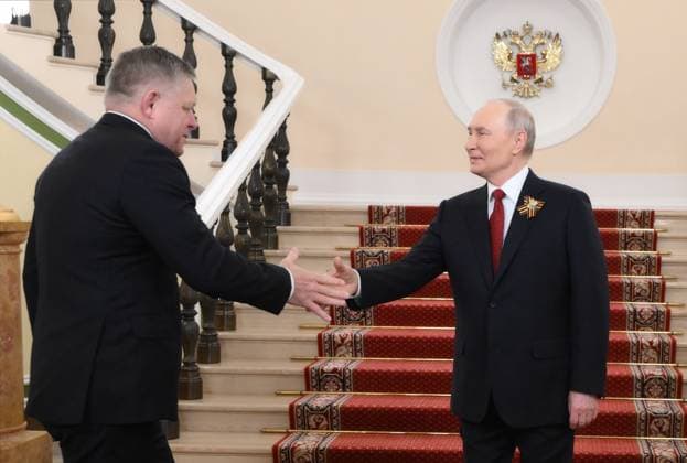 Russia WWII Victory Day Foreign Delegations Arrival 9161033 09.05.2026 Slovak Prime Minister Robert Fico is welcomed by Russian President Vladimir Putin on Victory Day, marking the 81st anniversary of the victory over Nazi Germany in World War Two, at the Kremlin in Moscow, Russia. Grigory Sysoev Sputnik Moscow Russia  Copyright: xGrigoryxSysoevx