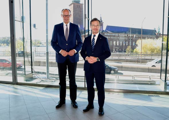 STOCKHOLM, SWEDEN 20260509 German Chancellor Friedrich Merz L , Chairman of the CDU party, is received by Swedish Prime Minister Ulf Kristersson, the Moderate Party leader, at the party s annual convention at Stockholm Waterfront Congress Centre in Stockholm, Sweden, on May 9, 2026 STOCKHOLM SWEDEN x60160x  Copyright: xStefanxJerrevang TTx SWEDEN GERMANY DIPLOMACY bIAurynzY-A