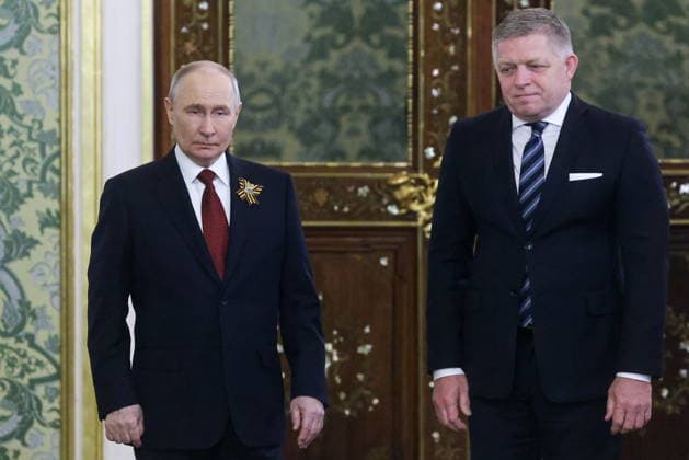 RUSSIA, MOSCOW - MAY 9, 2026: Russia s President Vladimir Putin (L) and Slovakia s Prime Minister Robert Fico pose during a meeting at Moscow s Kremlin. Sergei Karpukhin TASS  92225475