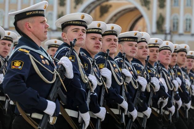 RUSSIA, ST PETERSBURG - MAY 9, 2026: Cadets of the Peter the Great Naval Corps of the St Petersburg Naval Institute during a Victory Day military parade marking the 81st anniversary of the Victory in the 1941-1945 Great Patriotic War (the Eastern Front of World War II) St Petersburg Russia  - ZUMAt113 20260509_zaa_t113_870 Copyright: xAlexanderxDemianchukx