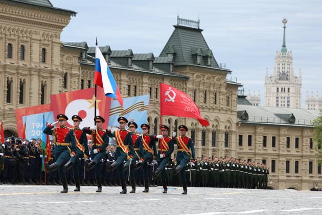 Russia WWII Victory Day Parade 9161450 09.05.2026 Russian servicemen take part in a military parade on Victory Day, marking the 81st anniversary of the victory over Nazi Germany in World War Two, in Red Square, in Moscow, Russia. Alexander Kazakov Sputnik Moscow Russia  Copyright: xAlexanderxKazakovx