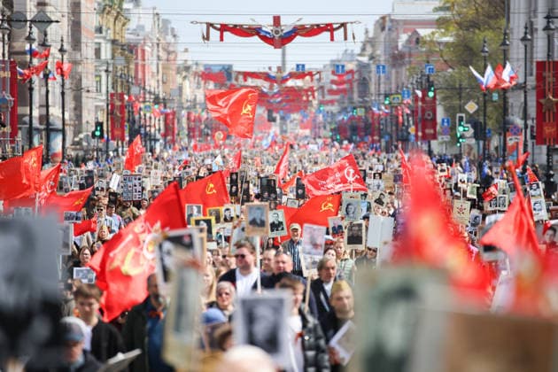 RUSSIA, ST PETERSBURG - MAY 9, 2026: People hold portraits of their relatives who fought in World War II as they take part in an Immortal Regiment event on Victory Day St Petersburg Russia  - ZUMAt113 20260509_zaa_t113_1430 Copyright: xValentinxYegorshinx