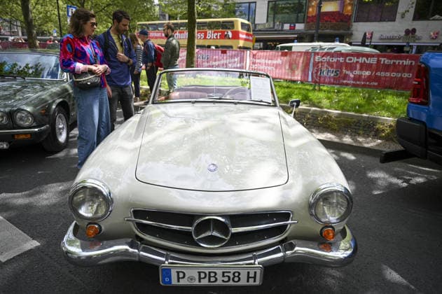 Classic Days Berlin BERLIN, GERMANY - MAY 09: Classic cars are displayed on the Kurfurstendamm boulevard during the Classic Days Berlin event in Berlin, Germany, on May 09, 2026. Approximately 2,000 vintage vehicles from different eras were showcased, bringing together thousands of classic car enthusiasts for the open-air exhibition. Halil Sagirkaya Anadolu Berlin Germany. Editorial use only. Please get in touch for any other usage.  Copyright: x2026xAnadoluxHalilxSagirkayax