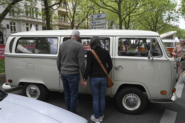 Classic Days Berlin BERLIN, GERMANY - MAY 09: Classic cars are displayed on the Kurfurstendamm boulevard during the Classic Days Berlin event in Berlin, Germany, on May 09, 2026. Approximately 2,000 vintage vehicles from different eras were showcased, bringing together thousands of classic car enthusiasts for the open-air exhibition. Halil Sagirkaya Anadolu Berlin Germany. Editorial use only. Please get in touch for any other usage.  Copyright: x2026xAnadoluxHalilxSagirkayax