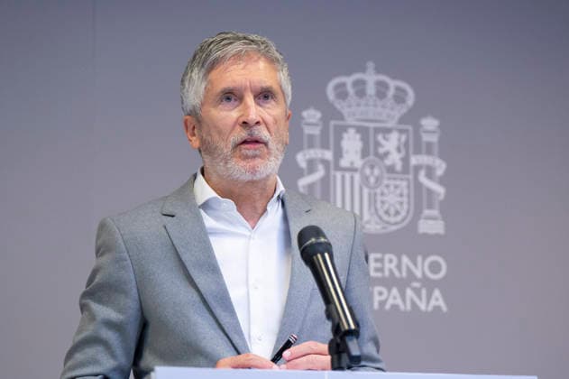 Monica Garcia And Grande-marlaska Update Information On Hantavirus Outbreak in Madrid - 09 May 2026 Fernando Grande-Marlaska attends a press conference at the headquarters of the Ministry of Health to report on the ship MV Hondius and the hantavirus outbreak. Madrid Spain Copyright: xAtilanoxGarciax xSOPAxImagesx photos17965