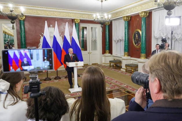 RUSSIA, MOSCOW - MAY 9, 2026: Russia s President Vladimir Putin talks to journalists at the Moscow Kremlin. Gavriil Grigorov Russian Presidential Press and Information Office TASS  92241598