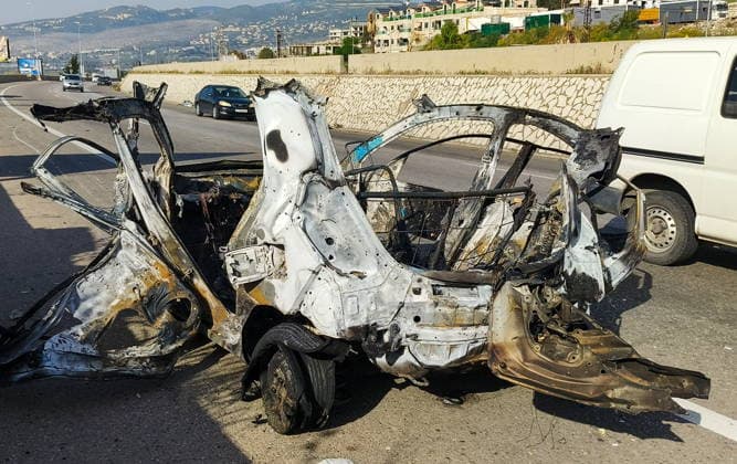 LEBANON - MAY 9, 2026: A view of a damaged vehicle after a military strike on the town of Saadiyat Lebanon  - ZUMAt113 20260509_zaa_t113_1741 Copyright: xAnkharxKochnevax