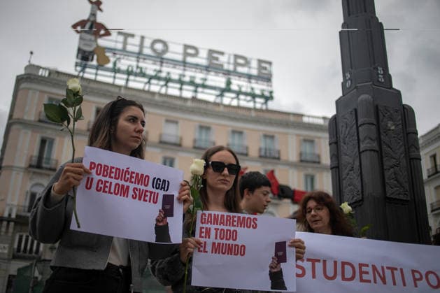 May 9, 2026, Madrid, Spain: Protesters hold placards during the demonstration. During a gathering of Serbian residents in Madrid s Puerta del Sol as part of the global action The Diaspora Decides, STUDENTS WIN! to alert the international community to the deep institutional and democratic crisis in Serbia. The slogan Students Win! (Studenti pobedili) has become a rallying cry for youth groups demanding a review of democratic transparency in the country. Madrid Spain - ZUMAs197 20260509_aaa_s197_079 Copyright: xDavidxCanalesx