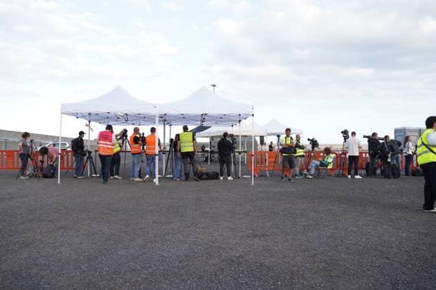 The Ministers of Health, Interior and Territorial Policy and the Director General of the WHO arrive in Tenerife Several media prepare their teams, in the port of Granadilla, on 9 May 2026, in Granadilla de Abona, Tenerife, Canary Islands Spain The evacuation operation of the MV Hondius cruise ship with hantavirus is ready for the arrival of the ship between 05 00 and 06 00 hours of manana, 09 MAY 2026 HANTAVIRUS WHO HONDIUS VIRUS SHIP CRUISE CRUISE EVACUATION SECURITY CIVIL GUARDIAN MEDIA MEDIA RELEASE Europa Press Canary Islands 09 05 2026 Tenerife Canary Islands Tenerife Canary Islands Tenerife Canary Islands Spain  Copyright: xEuropaxPressxCanariasx 7511700